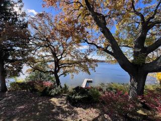 Comfortable Cabin on Lake and 20 min from Ski Hill and Alpine Valley - Burlington - 7