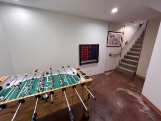 Comfortable Cabin on Lake and 20 min from Ski Hill and Alpine Valley - Burlington - 3