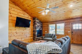 Slippery Slope Cabin at Deep Creek Lake / Wisp Mountain (3 BR) - McHenry - 1