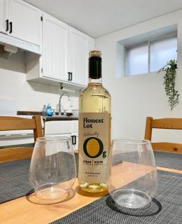 Modern & Spacious 2BR 2BA Suite All Amenities Included - Brampton - 5
