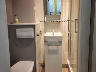 Studio cosy avec parking, à 100m du centre, proche plage - FR-1-788-47 - Merville-Franceville-Plage - 6