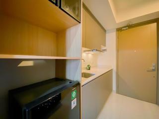 Good Place and Modern 1BR Gold Coast Apartment By Travelio - 2