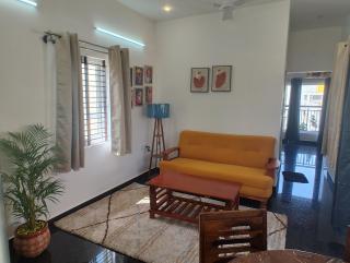 Affordable Luxurious Stay with All Amenities - Bangalore - 9