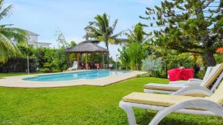 Spacious villa with sea view in Trou D'Eau Douce - 9
