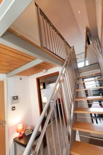 City Centre Most Central Location in Thurland Street - New York Style 2 Double Bedrooms and 2 Bathrooms Apartment with 6 Proper Beds and Kitchen - Parking for Cars and Vans from Five Pounds a Day - Sunday 1pm Check-out - 2