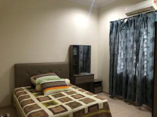Taman Desa Bangau Homestay - Temerloh - 5