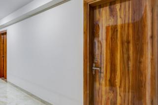 Collection O The Doors Near Appu Ghar - Gurgaon - 4