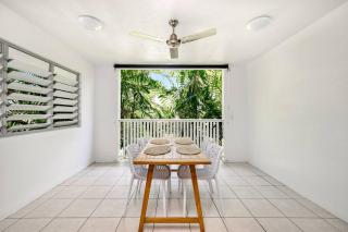Trinity Beach Bliss - Experience Tropical Living - 9