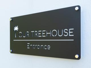 Our Treehouse near Mooloolaba - 2