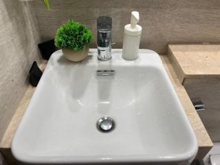 Lofty Dreams Skyline Apartment - Bombay - 9