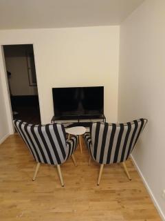 8 Sovrum med 10 bäddar 11 rum och 3 kök - 6