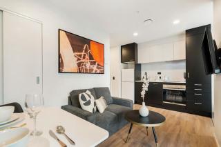 Modern Designed City Aircon 1B - Pool Sauna Gym - Auckland - 9