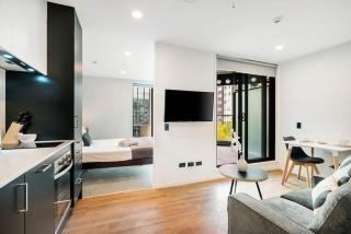 Modern Designed City Aircon 1B - Pool Sauna Gym - Auckland - 5
