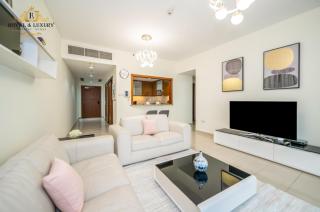 Chic 1-Bedroom Haven in Standpoint A Tower, Downtown Dubai - 8