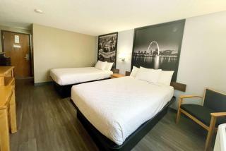 Super 8 by Wyndham St. Clair MO - Saint Clair - 5