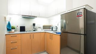 Best 1BR in Uptown BGC - Near Mitsukoshi & Malls - 4