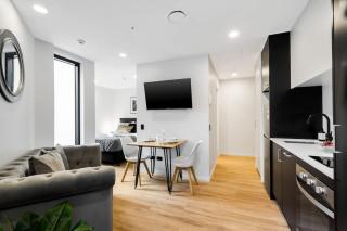 Modern Comfy Studio Nearby Skytower - Pool Gym Sauna - Auckland - 8