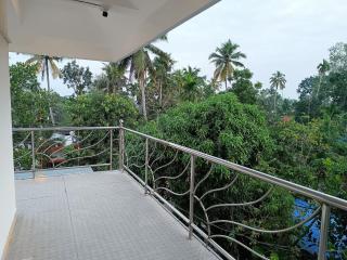 Brahma Hotel - Alleppey - 8