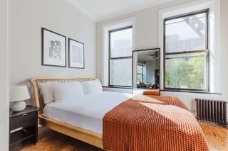 Blueground East Village AC wd nr Tompkins Sq NYC-1645 - New York - 1