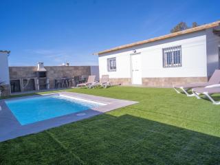 Chalet con Barbacoa y Piscina para familias. - Conil de la Frontera - 1