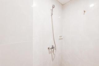 Restful and Warm Studio Serpong Garden Apartment By Travelio - 1