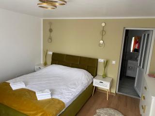 Gap Mountain House - 3