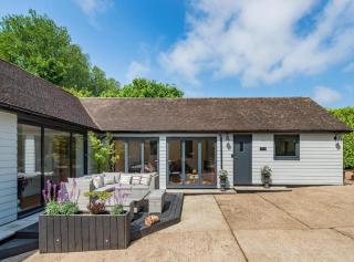 Foxton Lodge - Kent - 9