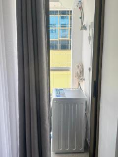 Cozy 1BR on Wood Avenue Kilimani - Nairobi - 1