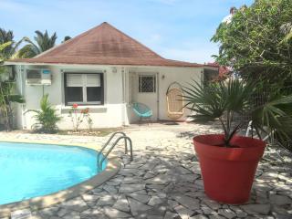 Maison accueillante à Saint-François avec piscine privée. - Saint-François - 6