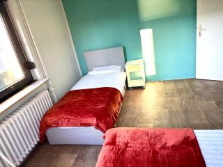 Amazing Independent Haus - ganze Wohnung - Duisburgo - 6