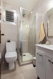 Camp nou Apartamento - Hospitalet de Llobregat - 2