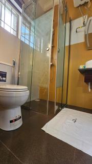 Number Ten by Scarborough - Luxury Serviced Apartments, Asaba - Asaba - 3