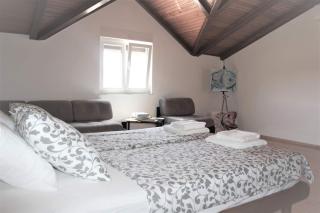 Countryside Holiday Home Marie with Pool - 6