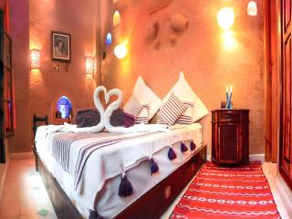 Exceptional Villa in Marrakech with Private Pool - Marrakesh - 5