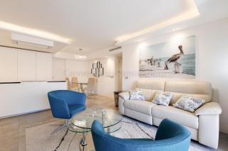 Blue Bay - Cannes - 0