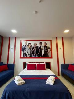 Sea View Rock Hotel - 8