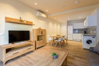 Can Cintet 1- Apartamento en la plaza de Besalú - 4