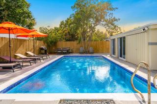 Cozy Miami Private Pool House W- Arcade Games, BBQ - 4