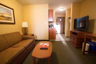 Merit Hotel & Suites - Fort McMurray - 9