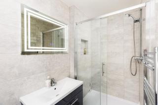 1-Bedroom Apartment in Leamington Spa with Free Parking - Leamington Spa - 4