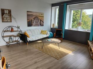 Loft avec jardin au bord de l'eau au rdc d'une ancienne école - 3