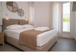 Naiada - Beachfront Luxury Villa - Votsalákia - 0
