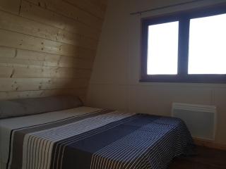 Chalet sur les hauteurs des Angles - 1
