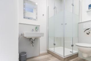 Private room #3 with Queen size, ground floor, AC, 2min to RAB - Ramstein-Miesenbach - 7