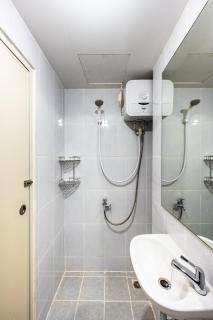 Contemporary Room Tokyo Riverside PIK 2 - - 1