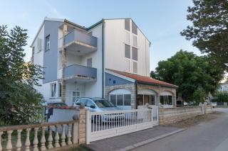 Apartments Sunset near the sandy beach - by TA Leut Agency - Privlaka - 0