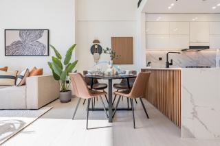 Cozy 1BR with Balcony in Binghatti House, Jumeirah Village Circle by Deluxe Holiday Homes - 9