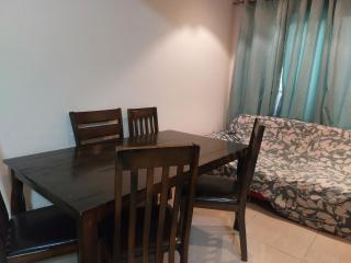 COZY 2 BEDROOM FAMILY APARTMENT DUBAI SHARJAH BORDER By MAUON COM - Sharjah - 7