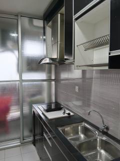 Newly Painted 3-Room Residence, Near IOI City Mall, UPM, UNITEN, IUKL - 4