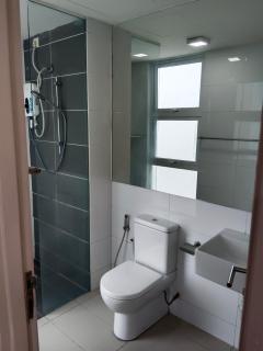 Newly Painted 3-Room Residence, Near IOI City Mall, UPM, UNITEN, IUKL - 1